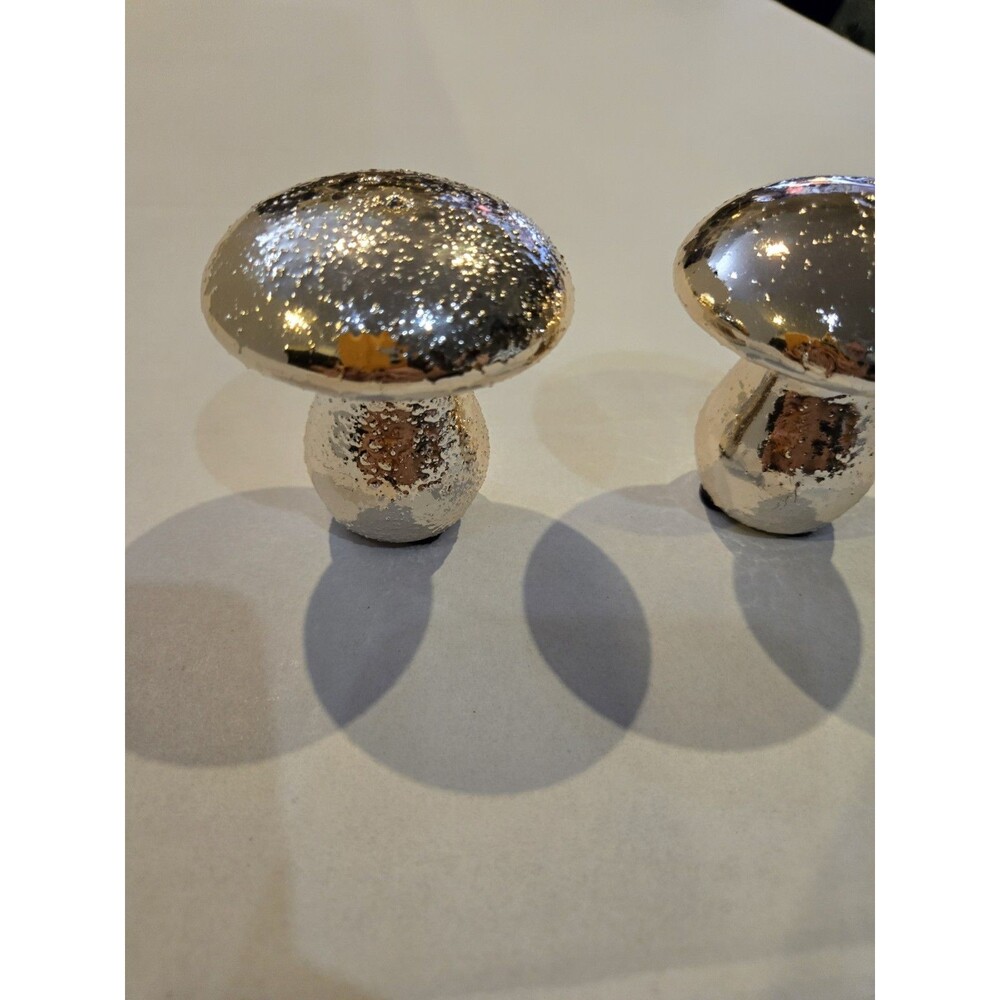 Cellini Metallic Textured Mushroom Salt & Pepper Shakers Modern New